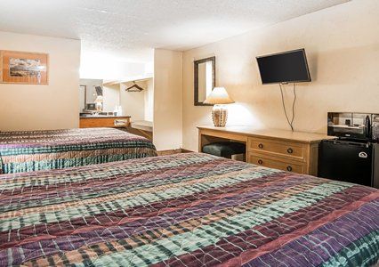 Econo Lodge Inn & Suites Kalispell - Glacier National Park Gateway Zimmer foto